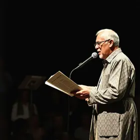 Espetáculo inspirado em poema de Carlos Drummond