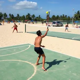 Champs Open beach tennis